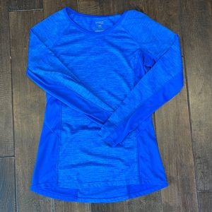 ✅Danskin athletic polyester blue shirt, great condition